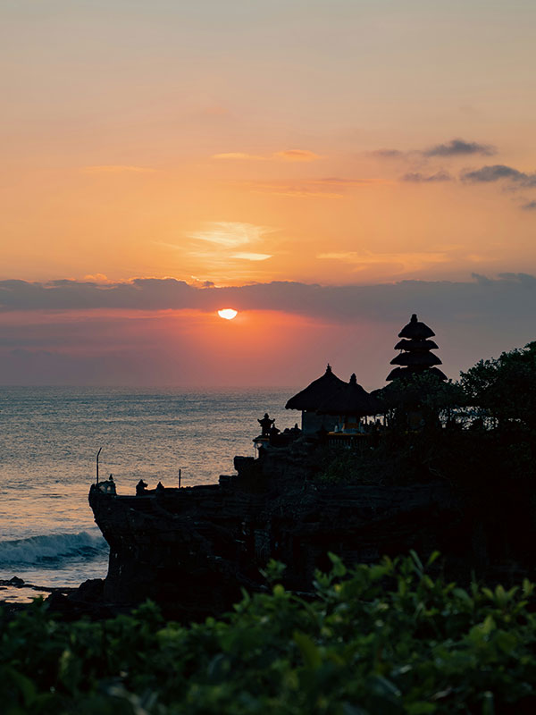 tour-tanahlot-sunset